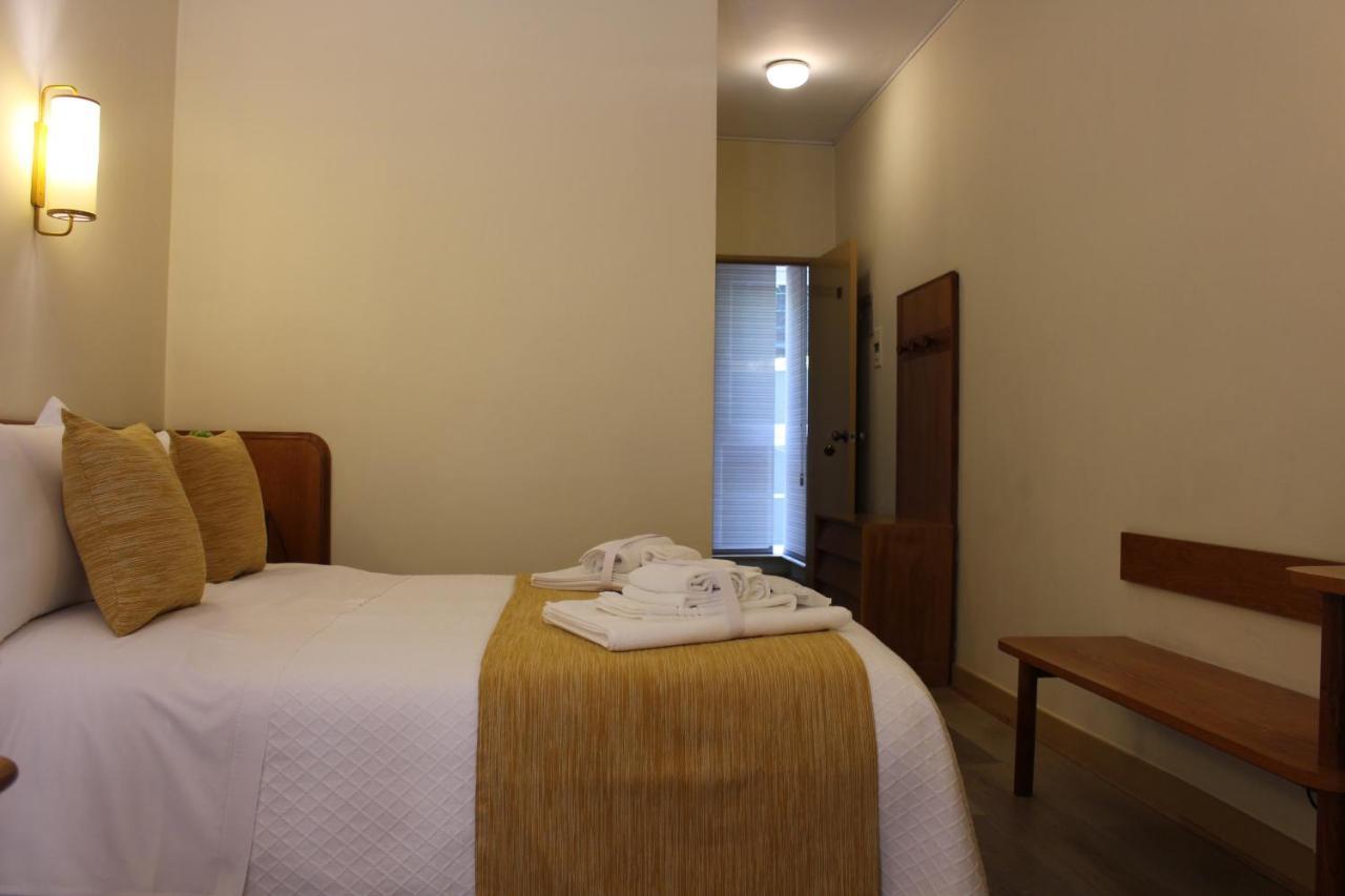 Double or Twin Room Garden View