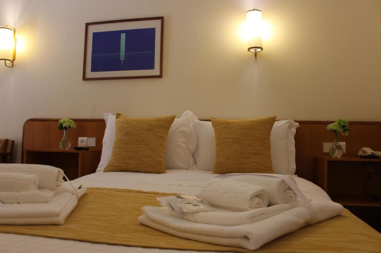 Double or Twin Room Garden View