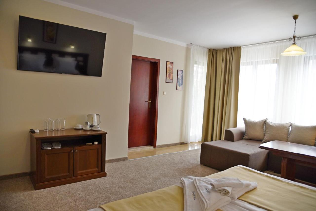 Large Double or Twin Room
