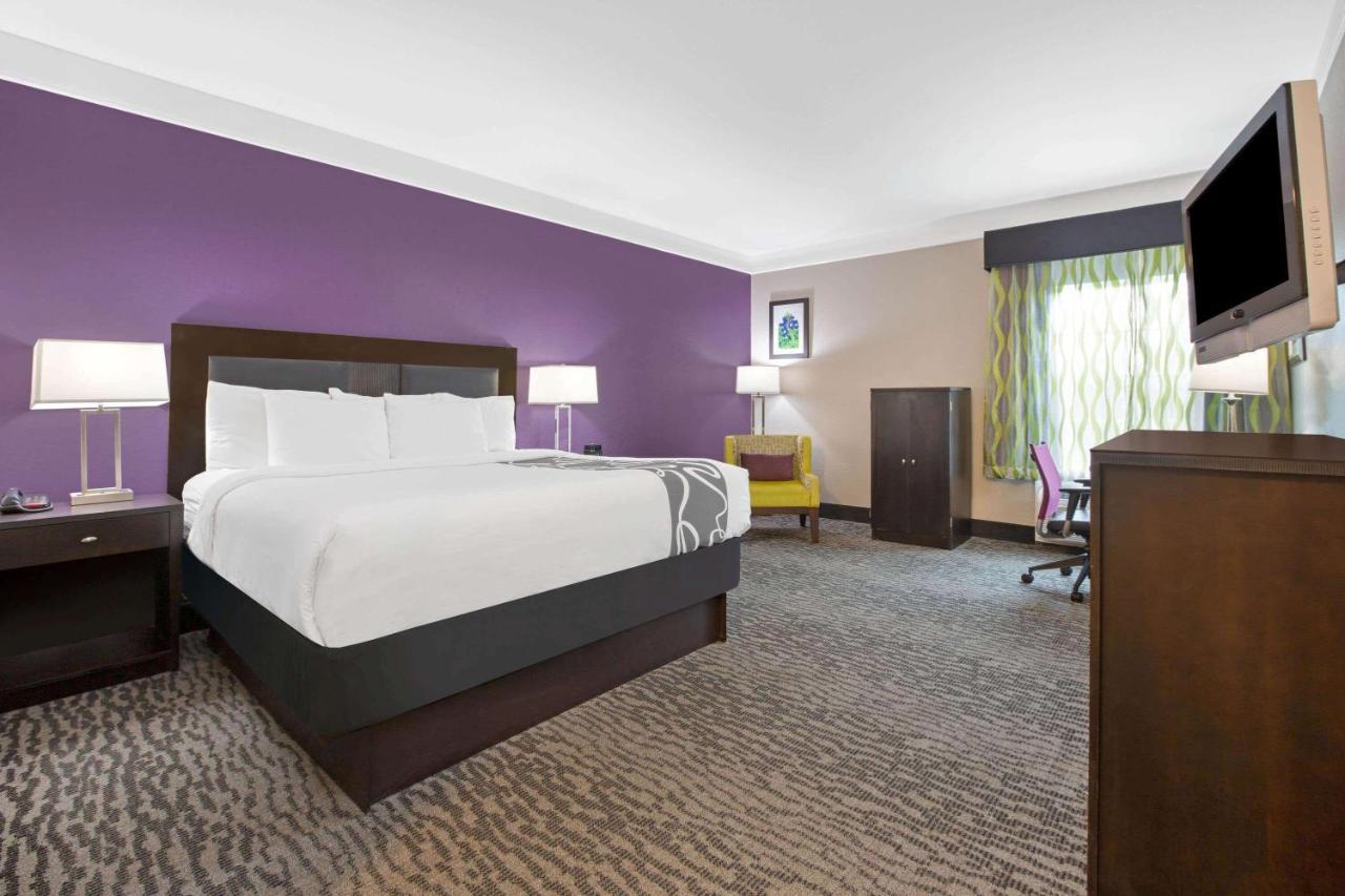 Deluxe King Room,1276236904:JPEG