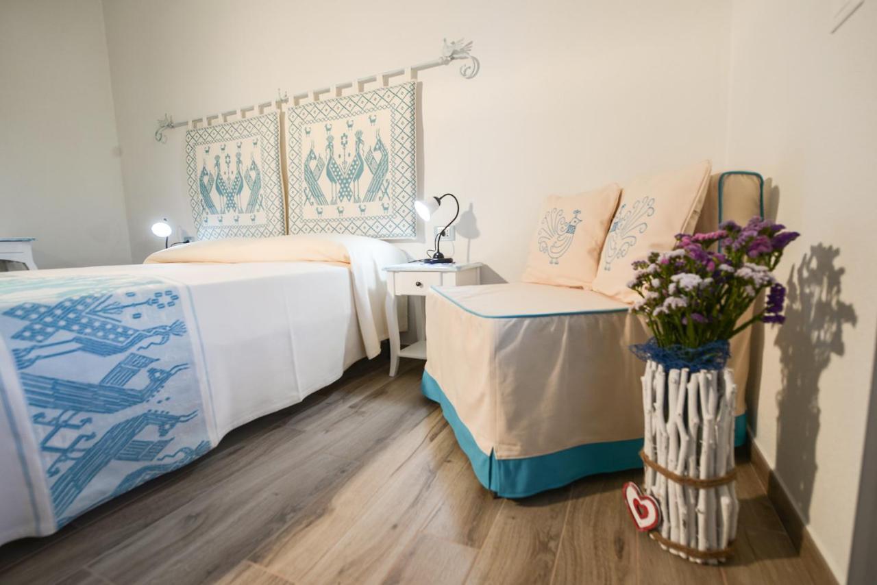 Double Room with Balcony (2 Adults + 1 Child),1007693242:JPEG