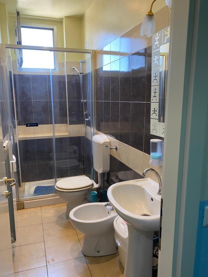 Chambre Triple Basique avec Salle de Bains Commune