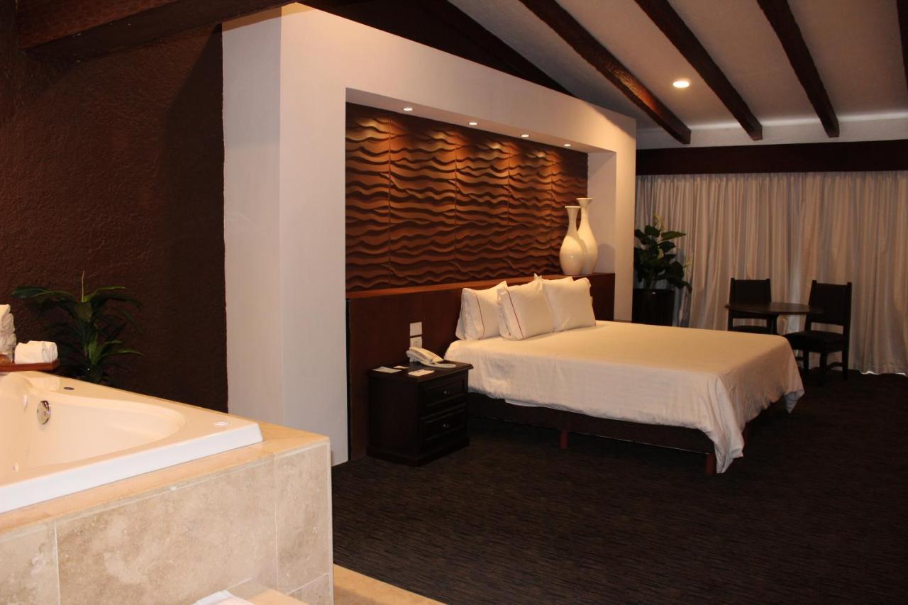 Studio King Suite - Non-Smoking,1162890675:JPEG