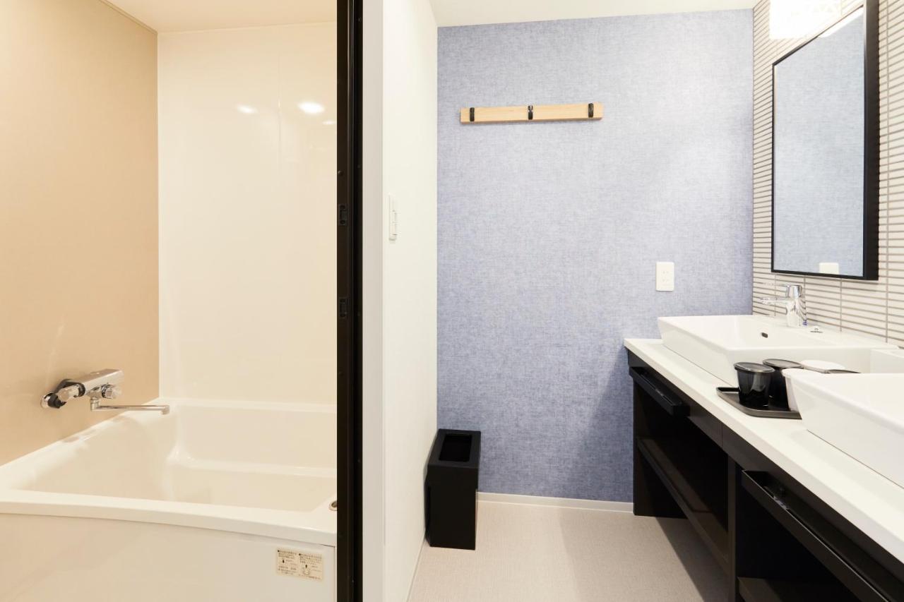 Family Room Bath