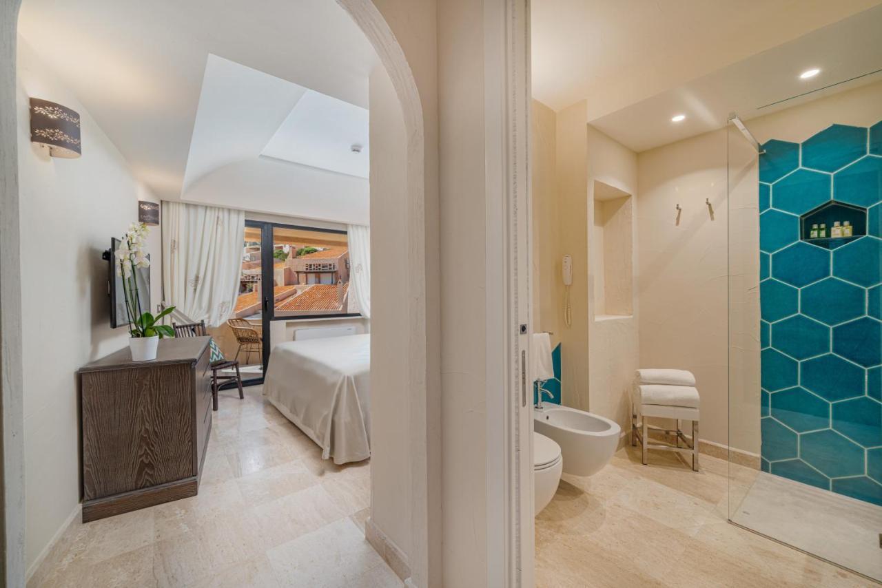Prestige Double Room Partial Sea View