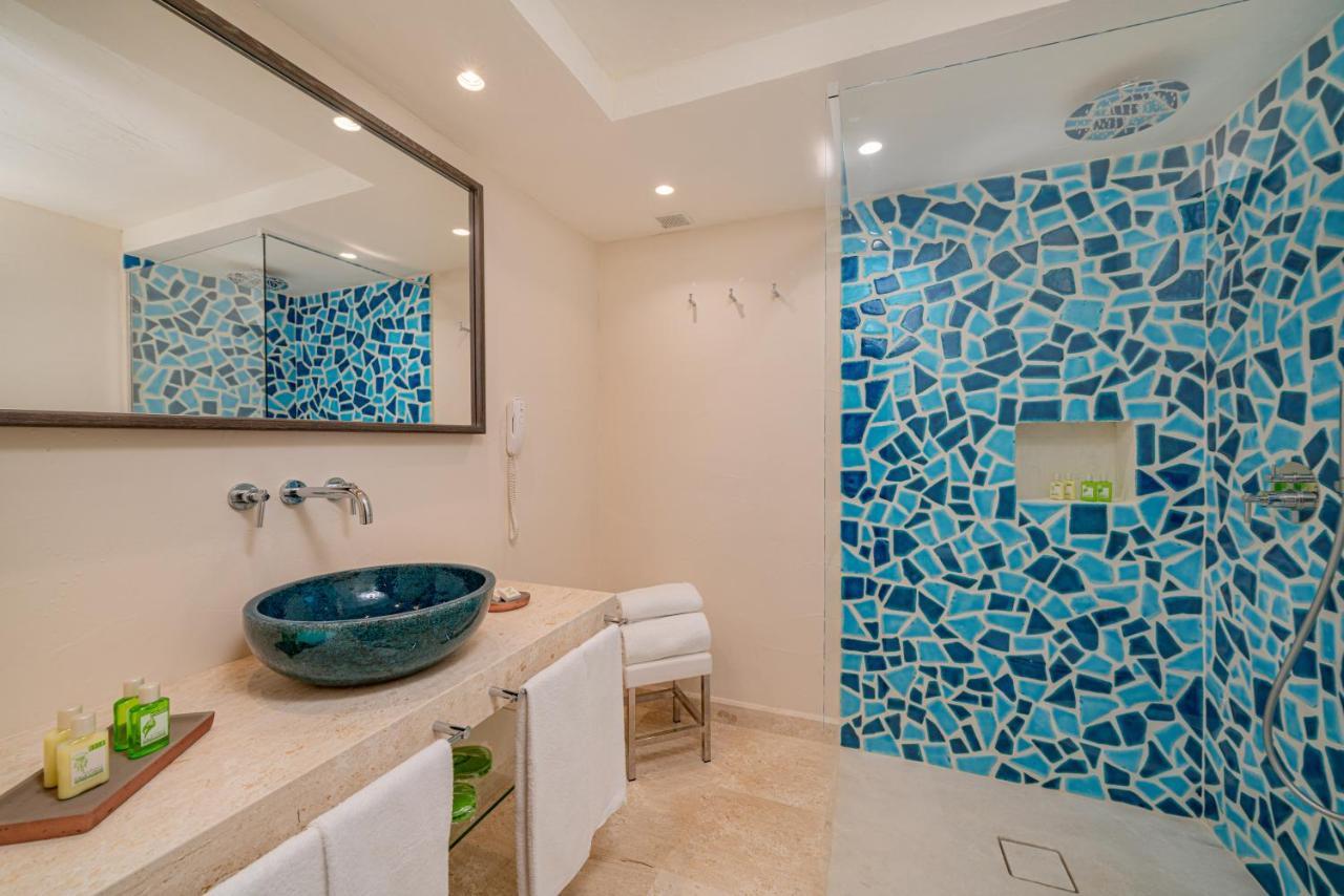 Prestige Double Room Partial Sea View