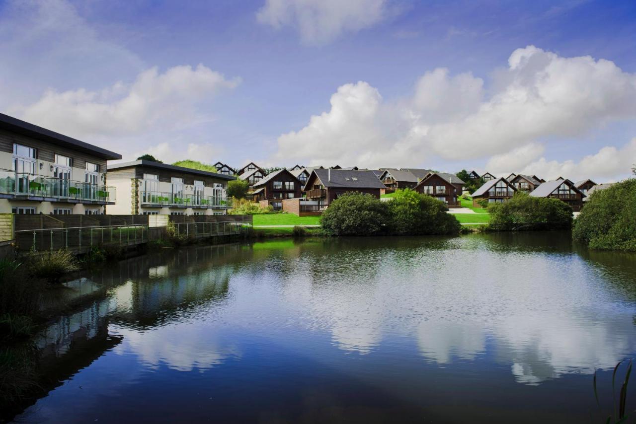 2 Berth Luxury Lakeside Apartment Pet
