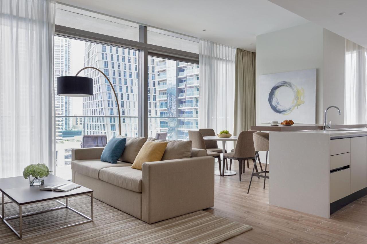 Premium Two Bedroom Suite Balcony & Marina View