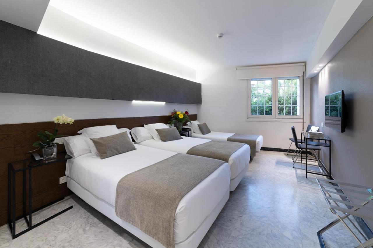 Twin Room with Extra Bed,1477199452:JPEG