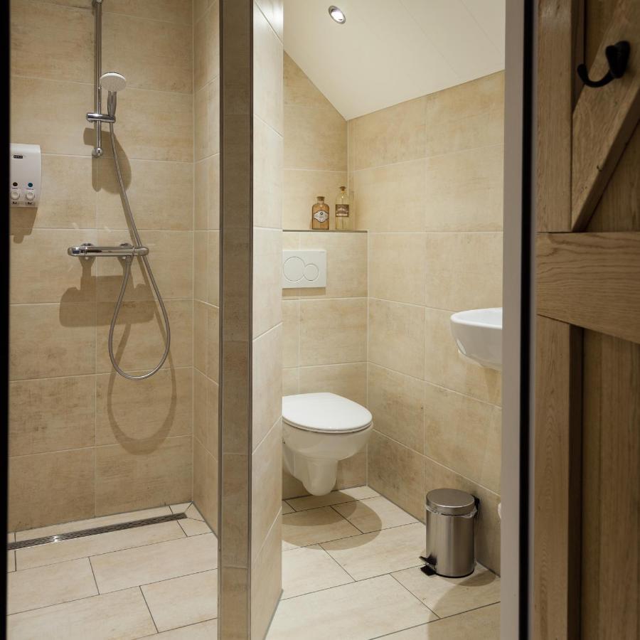 Twin Room Private Bathroom