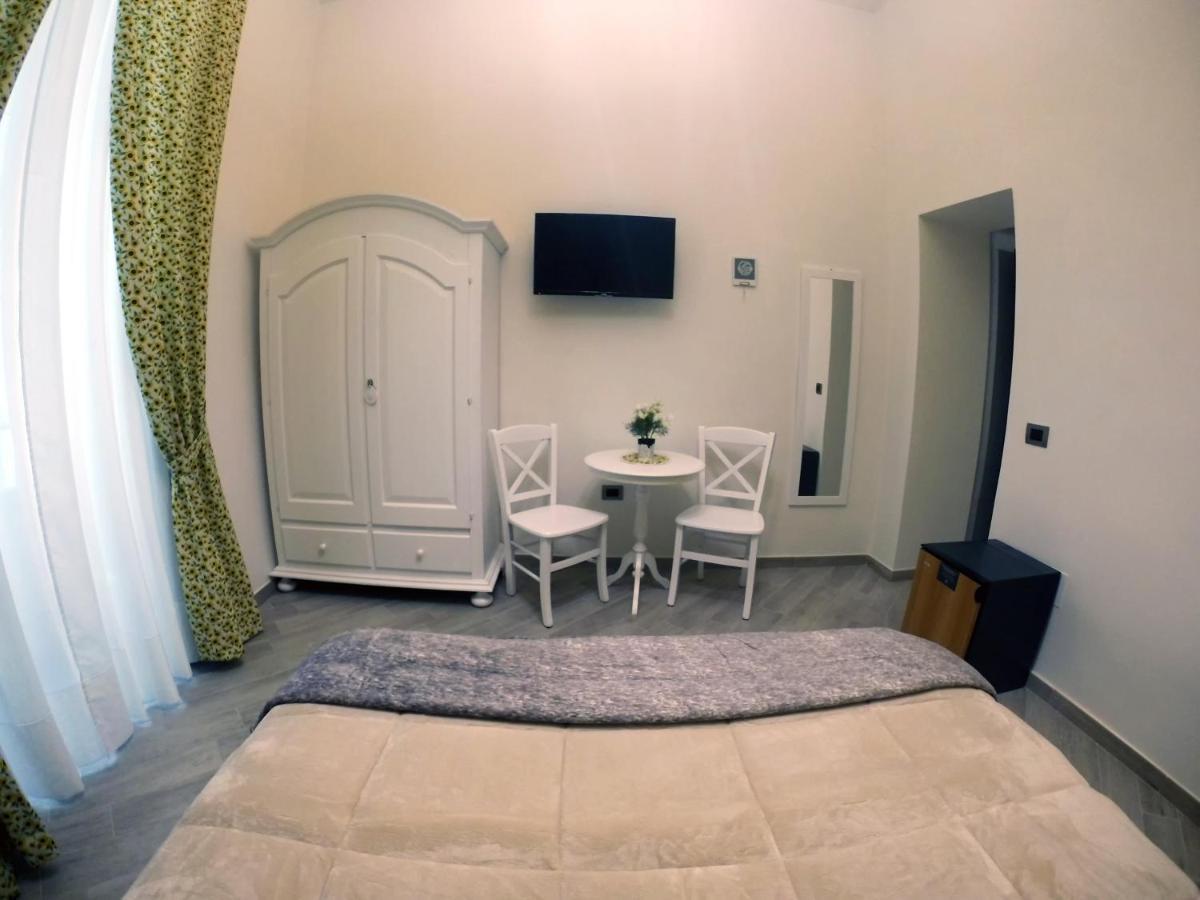 Deluxe Room Private Bathroom