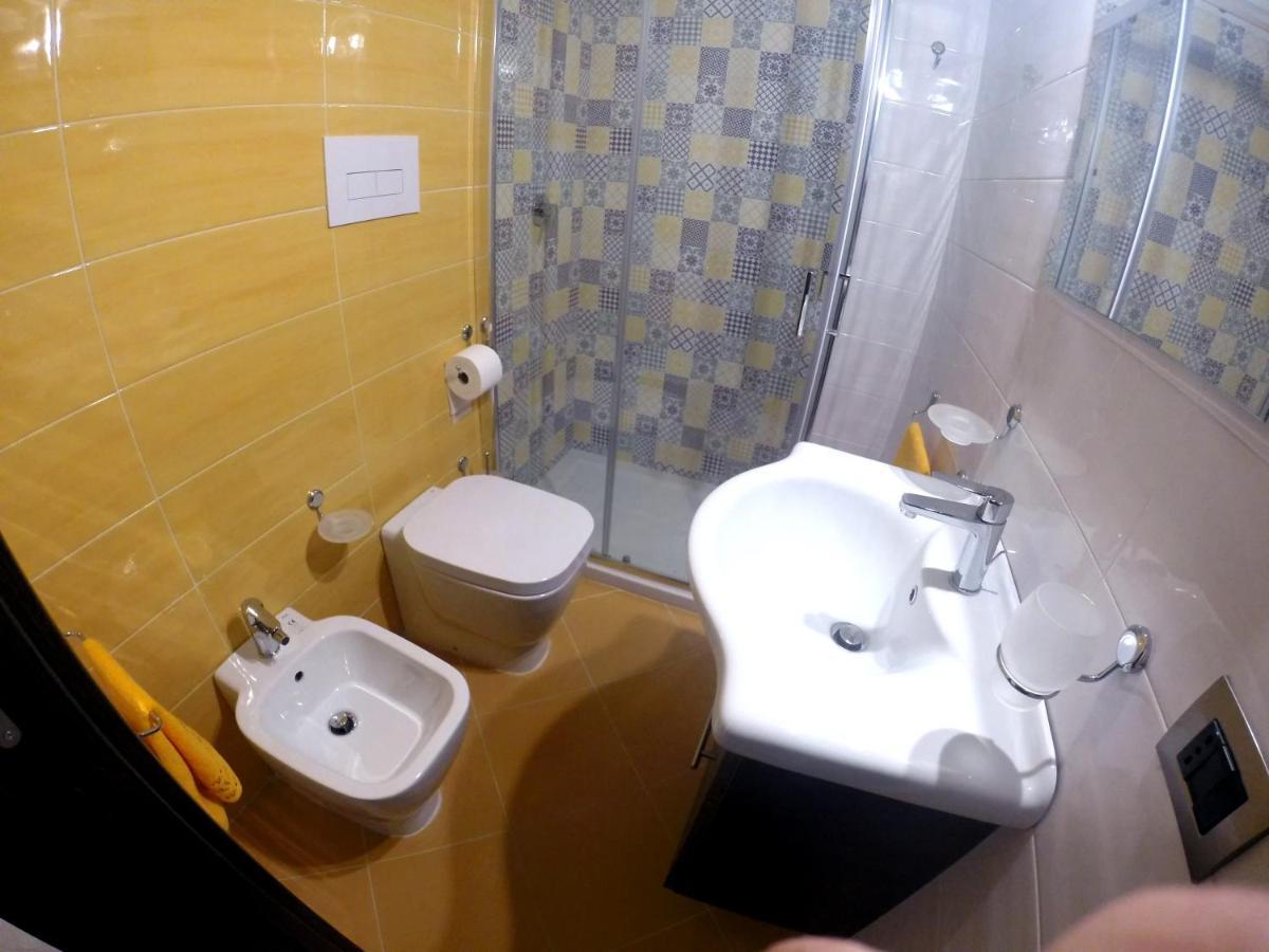 Deluxe Room Private Bathroom