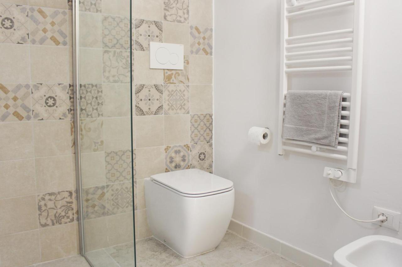 Deluxe Double or Twin Room Pool Access