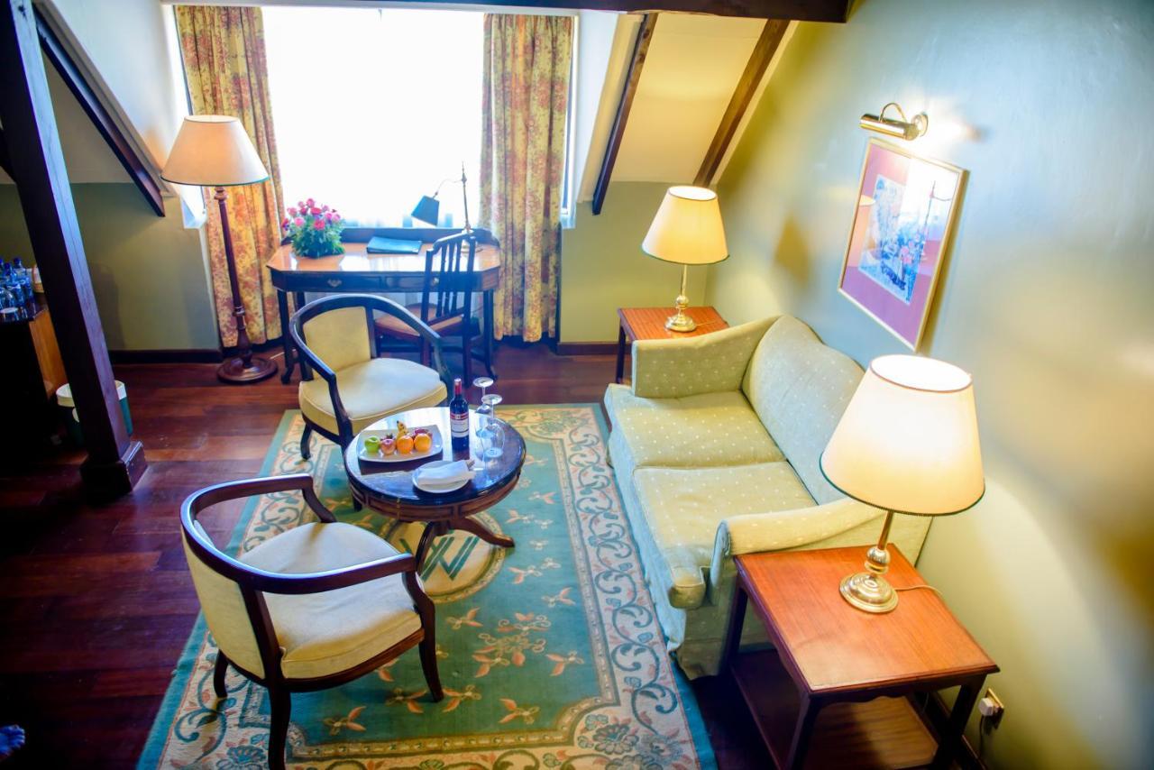 Studio Suite Twin