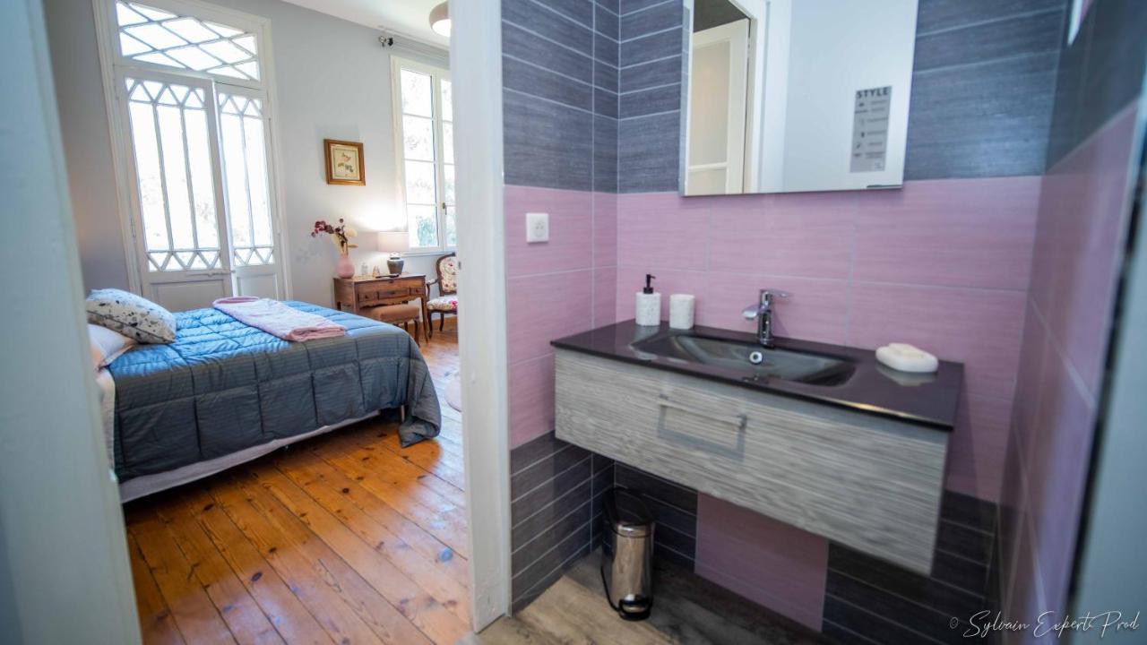 Double Room Private Bathroom