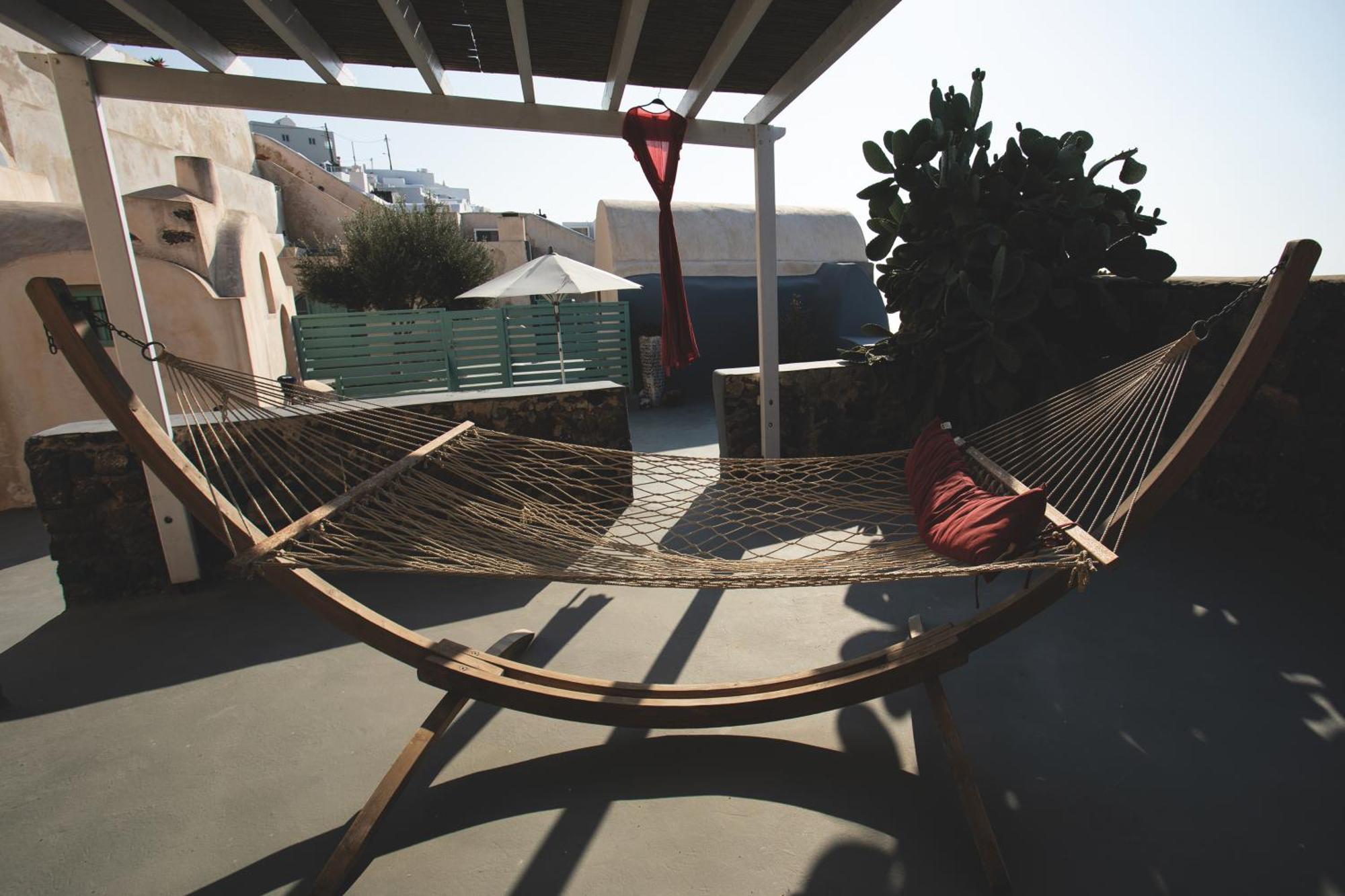 Honeymoon Suite with Caldera View