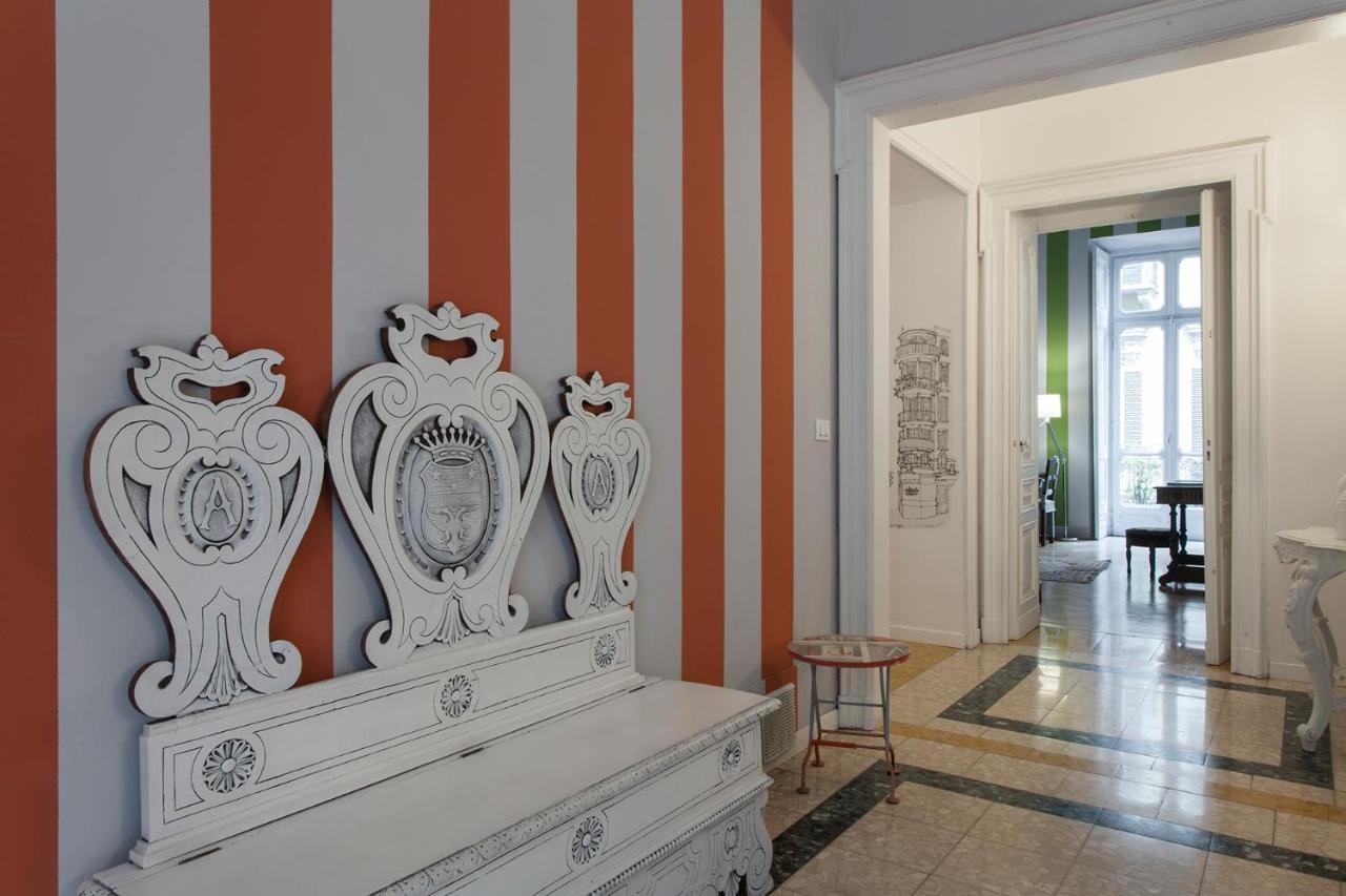 Five-Bedroom Deluxe Apartment