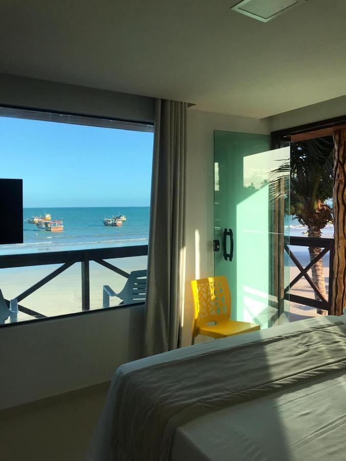 Quarto Duplo com Varanda e Vista do Mar