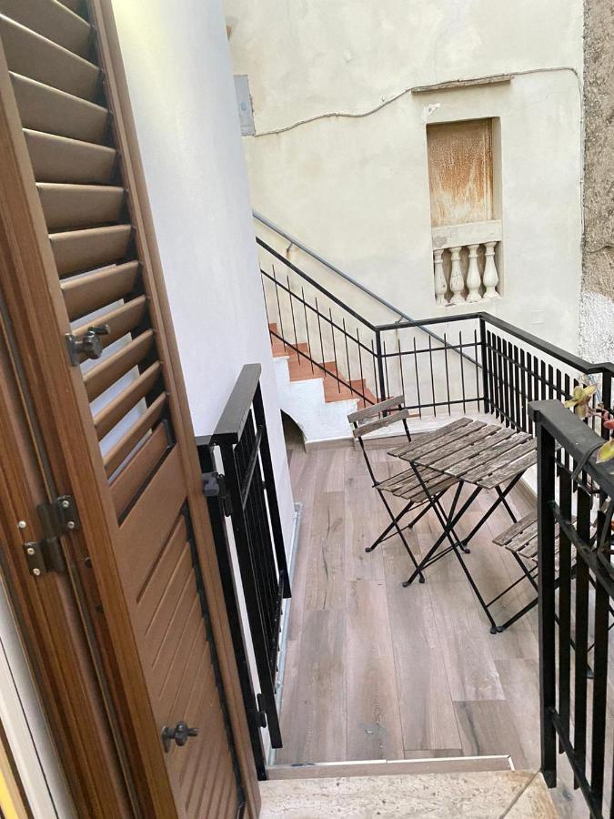 Studio Balcony