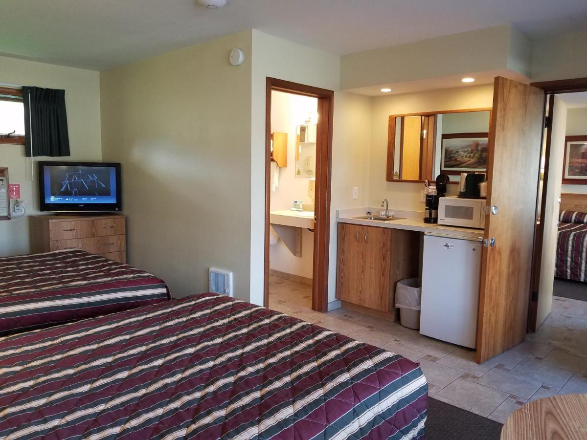 Double Room Pool View