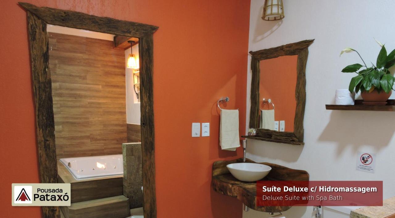 Deluxe Suite Spa Bath