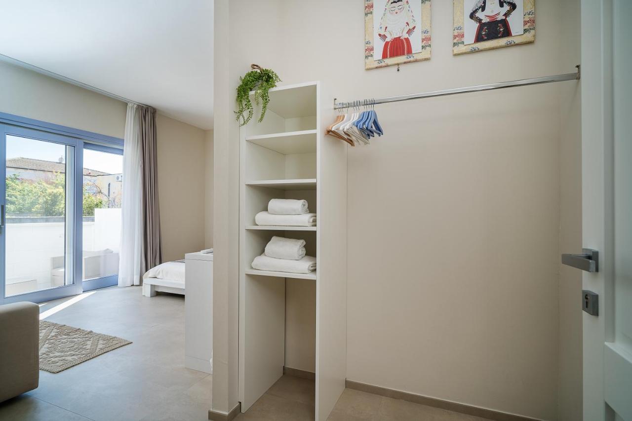 Comfort Triple Room Shower