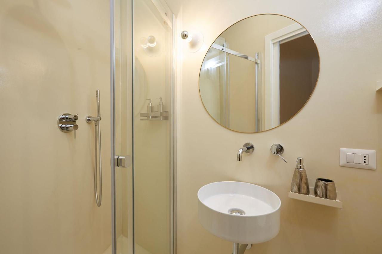 Single Room Small Double Bed