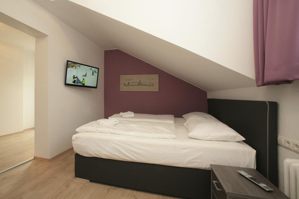 Comfort Double Room with Balcony,109886400:JPEG
