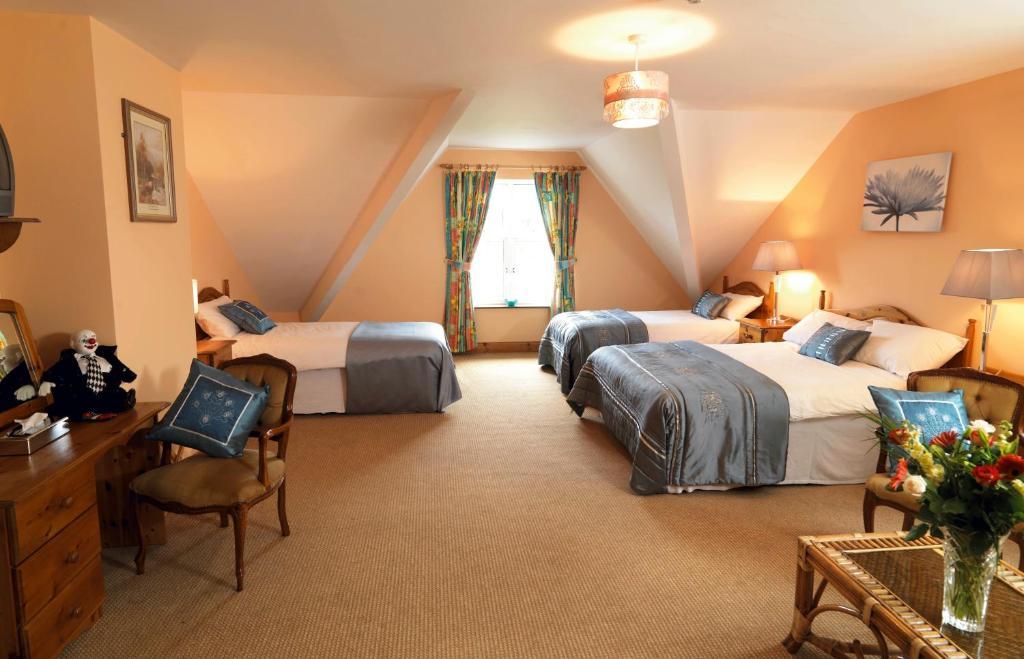 Family Suite,11084776:JPEG