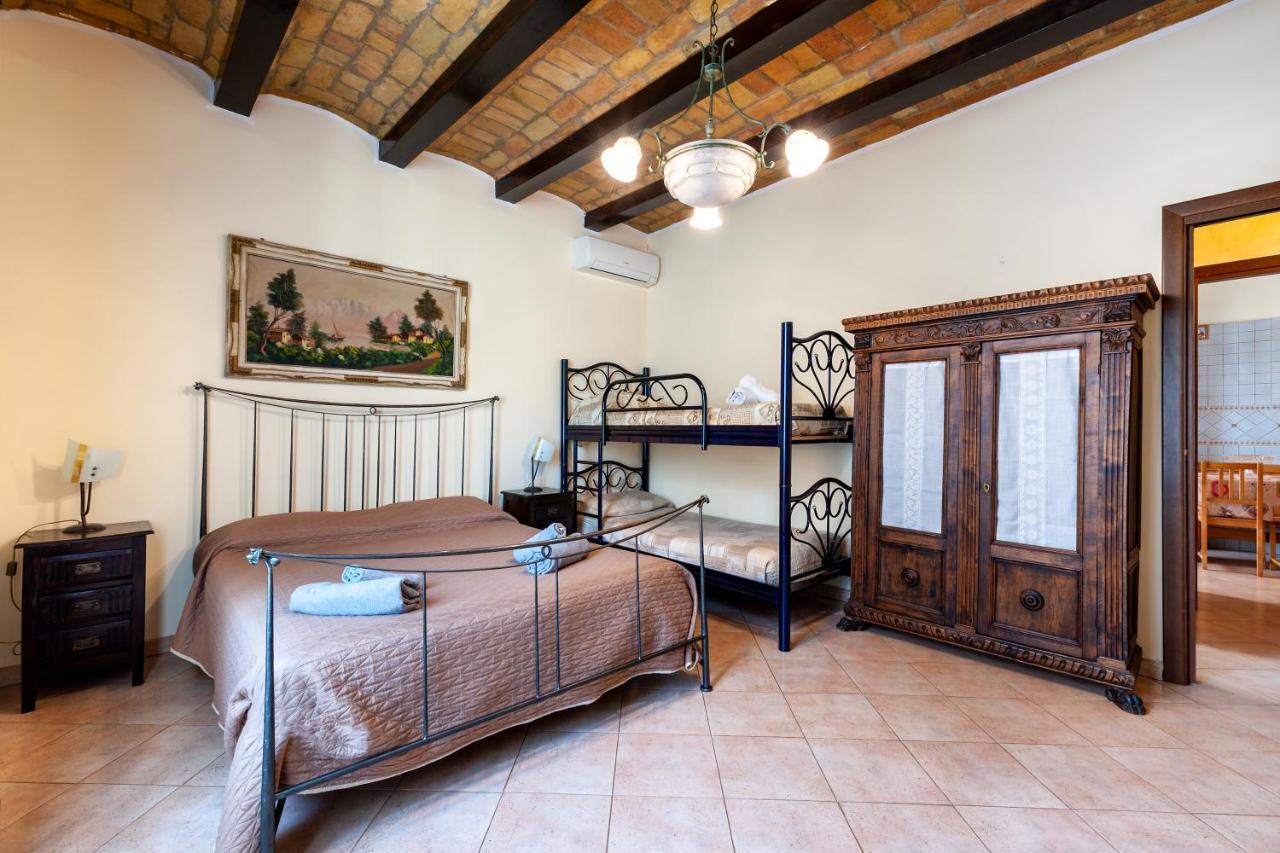 Quadruple Room Private External Bathroom