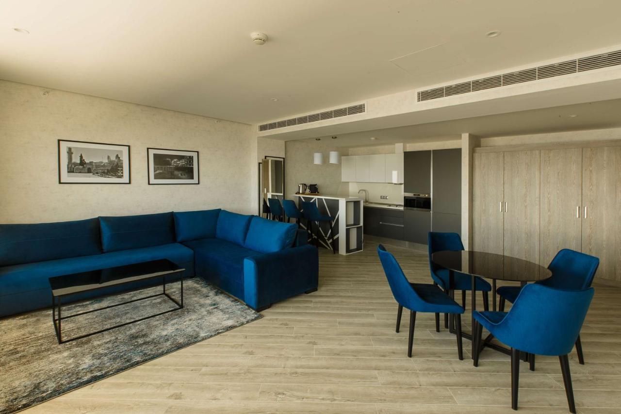 One-Bedroom Apartment with Sea View,1278011317:JPEG
