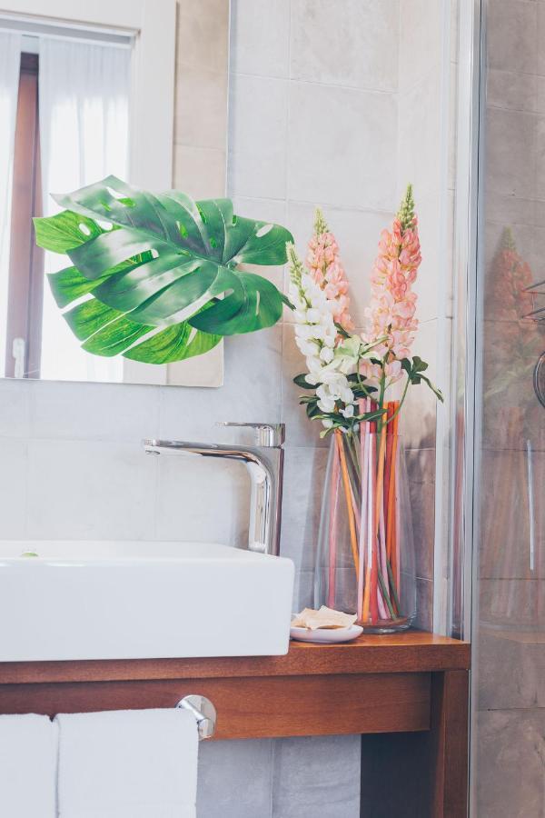 Double or Twin Room Private Bathroom