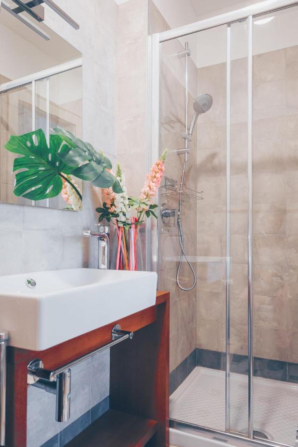 Double or Twin Room Private Bathroom