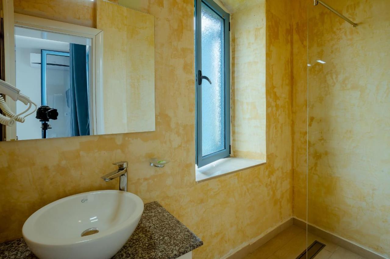 Chambre Double Deluxe avec Balcon - Vue sur Mer