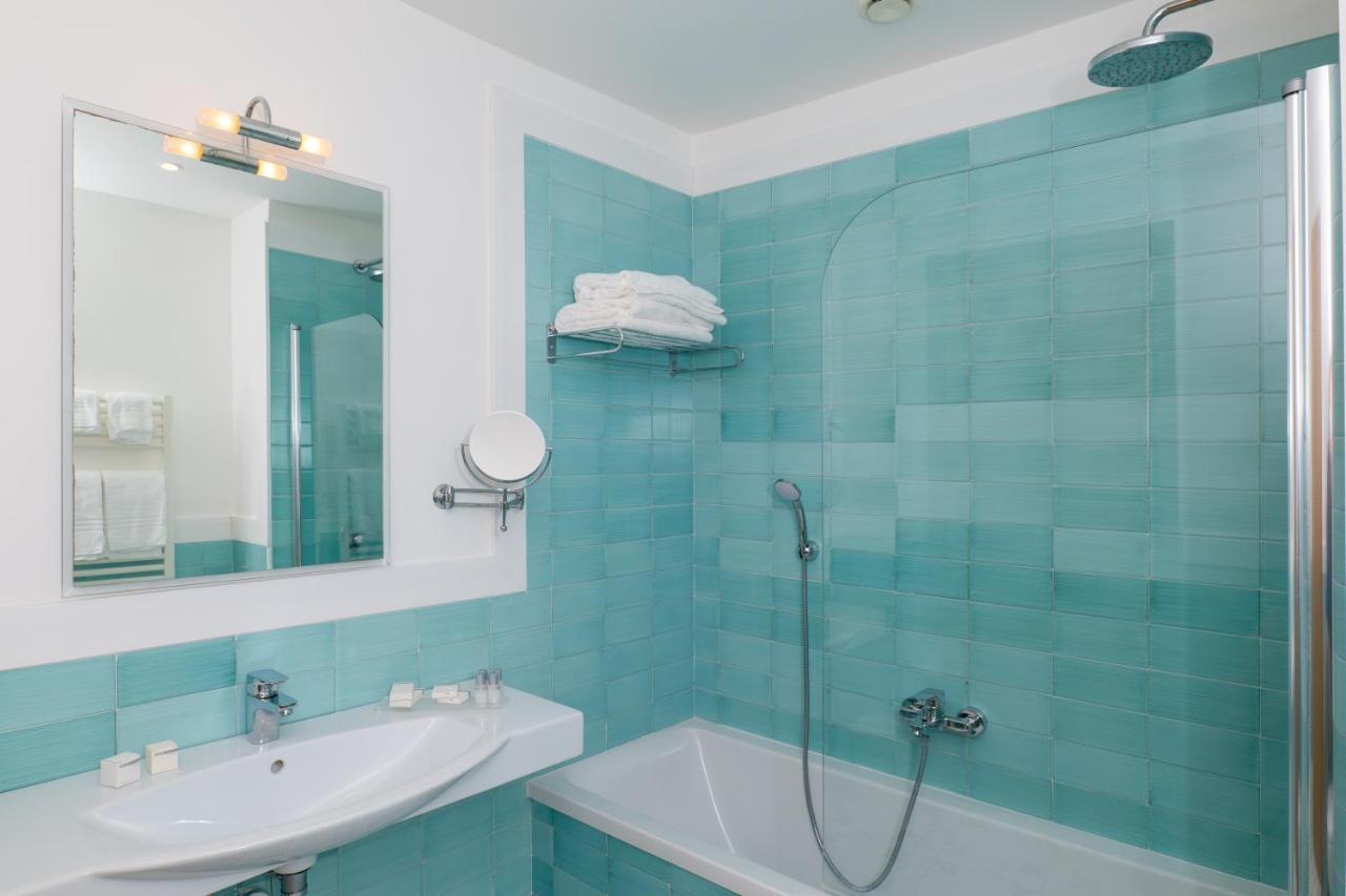 Quarto Standard com Cama de Casal ou 2 de Solteiro e Varanda
