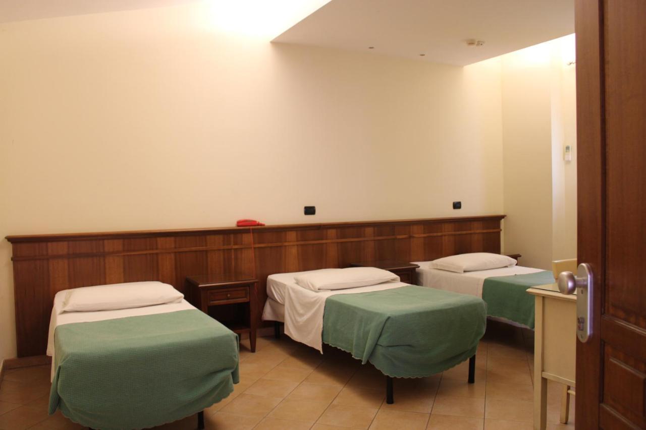 Triple Room,1138347286:JPEG