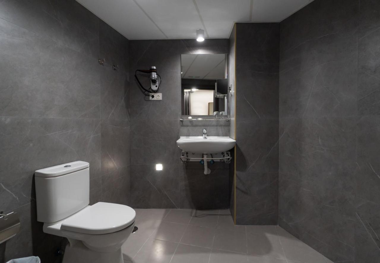 Interior Double Room disability access
