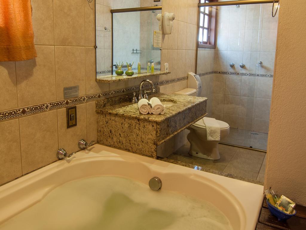 Apartamento Luxo com Banheira de Hidromassagem e Deque