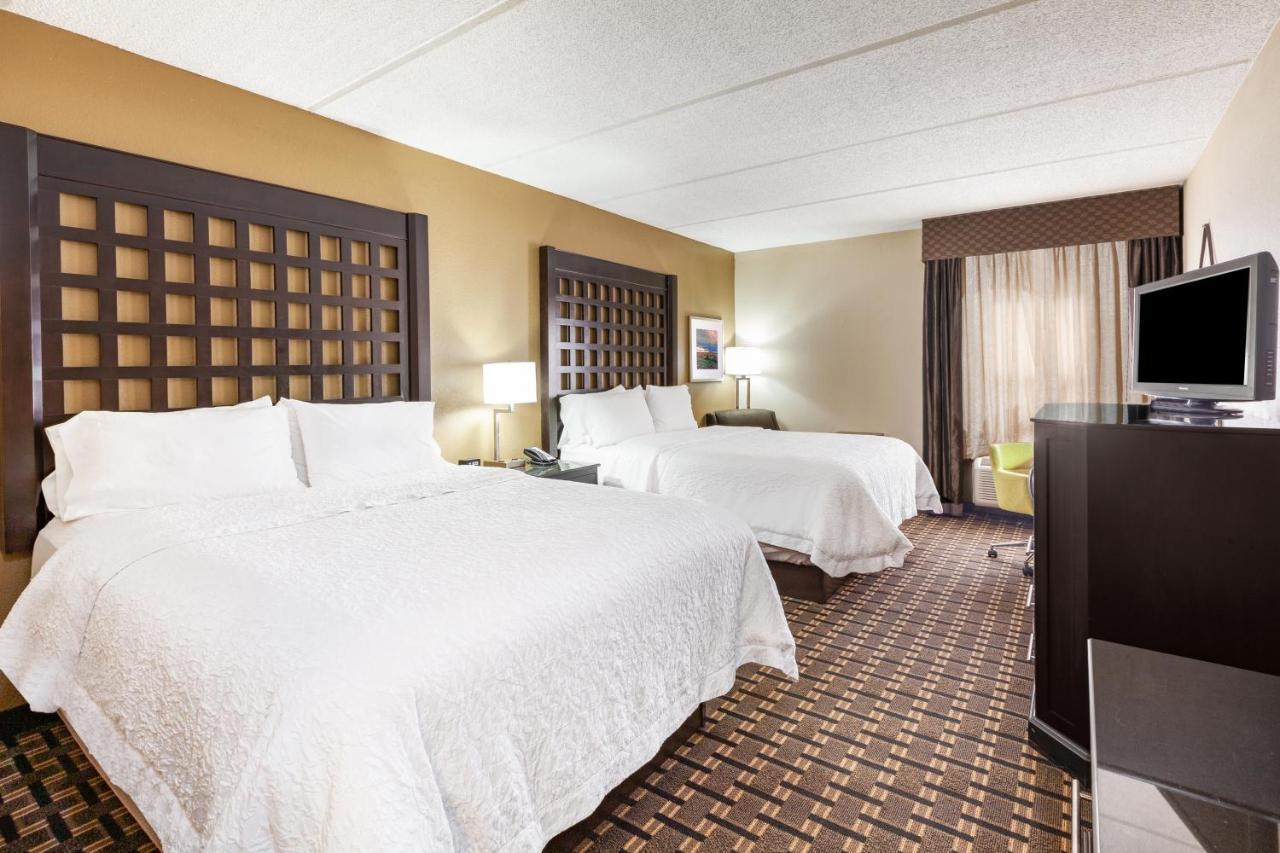 Standard Queen Room with Two Queen Beds - Non Smoking,1229663144:JPEG