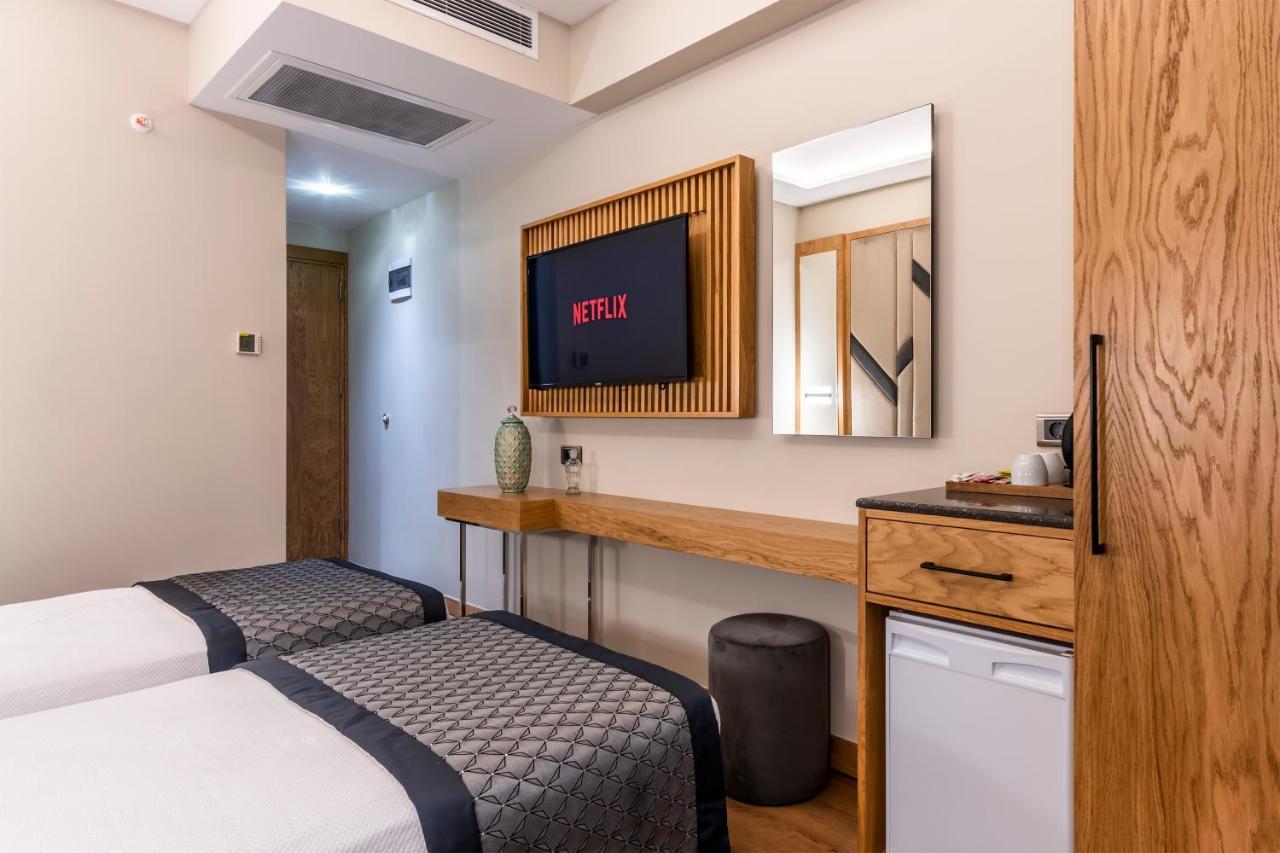 Budget Double or Twin Room,1148258158:JPEG
