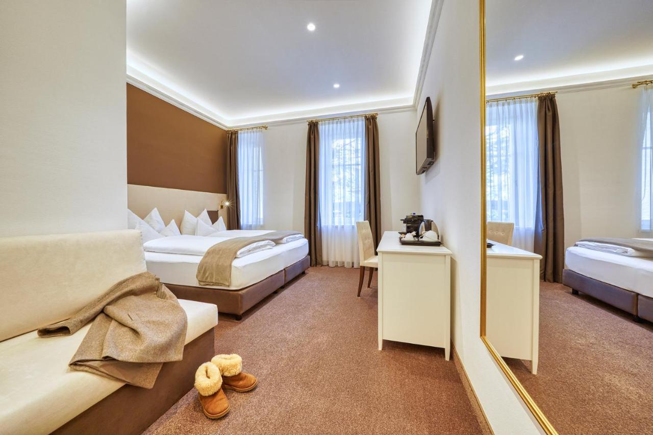 Deluxe Double or Twin Room,1240912480:JPEG