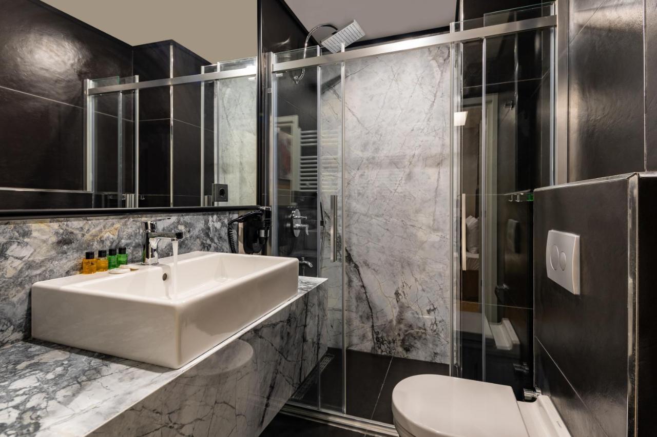 Family Suite - Half Basement Floor,1157056605:JPEG