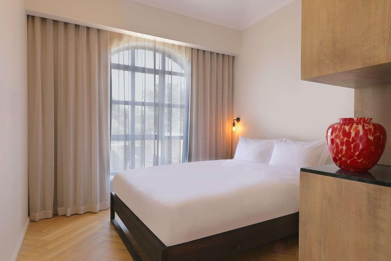 One-Bedroom Suite,1184105503:JPEG