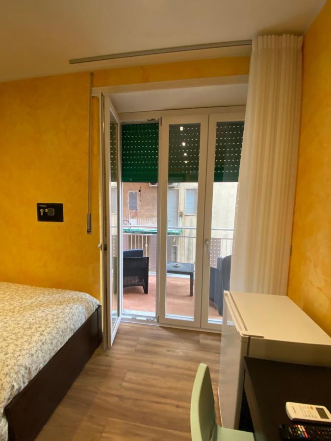 Triple Room Private Bathroom