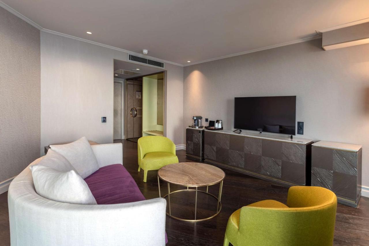 Suite with Balcony and Sea View,1165336572:JPEG