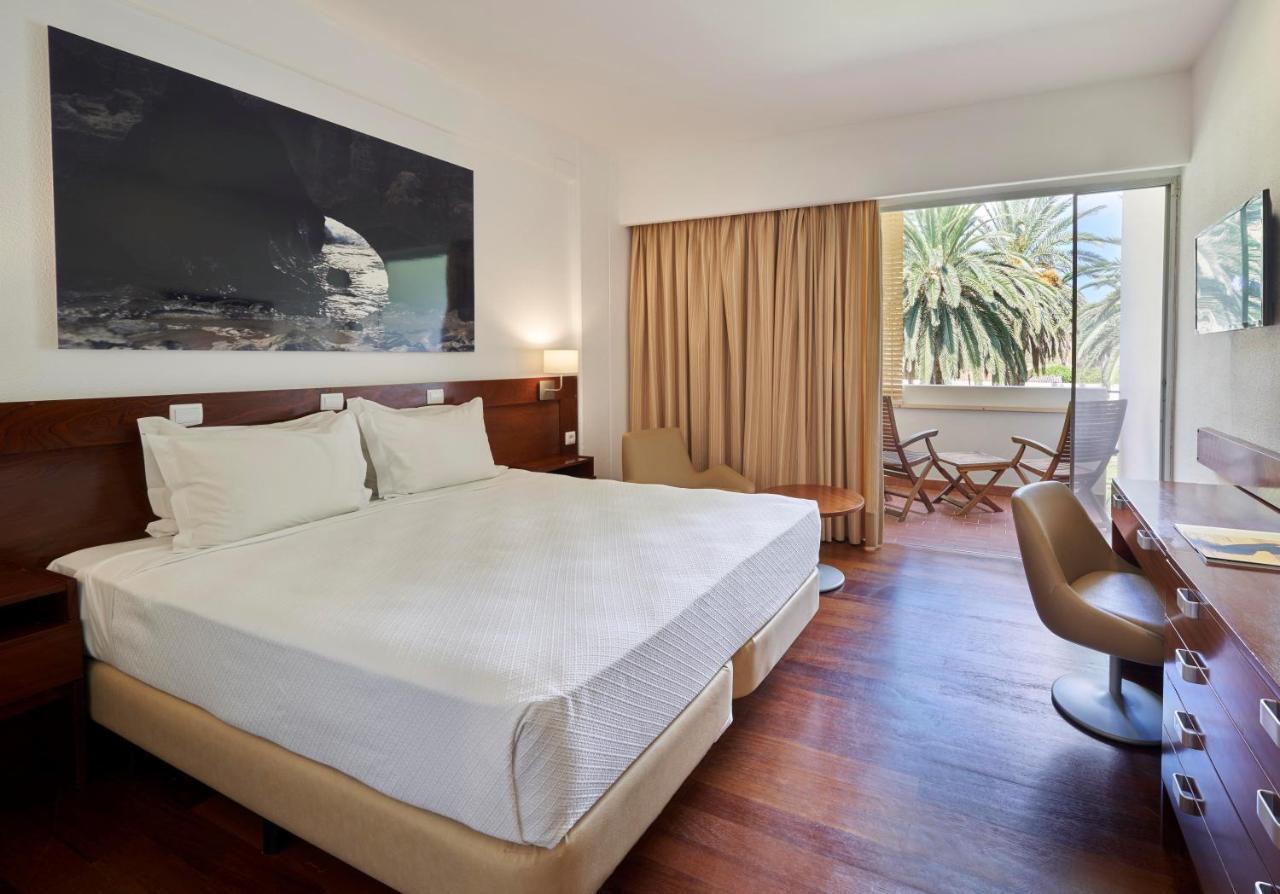 Doppel-/Zweibettzimmer mit Zustellbett (2 Erwachsene + 1 Kind)