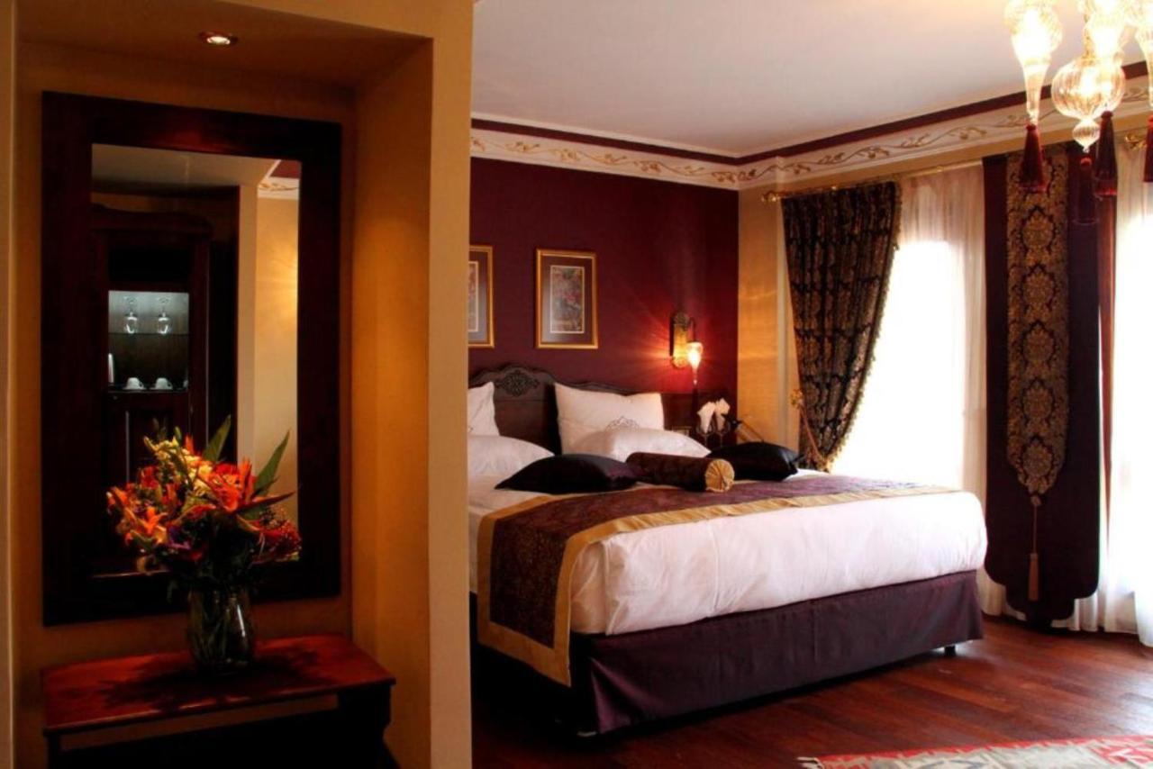 Deluxe Double Room Bath