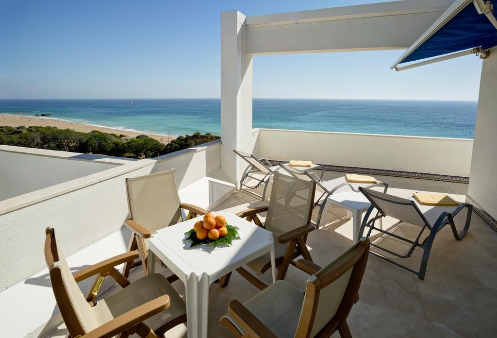 Suíte Deluxe com Vista do Mar (4 Adultos)