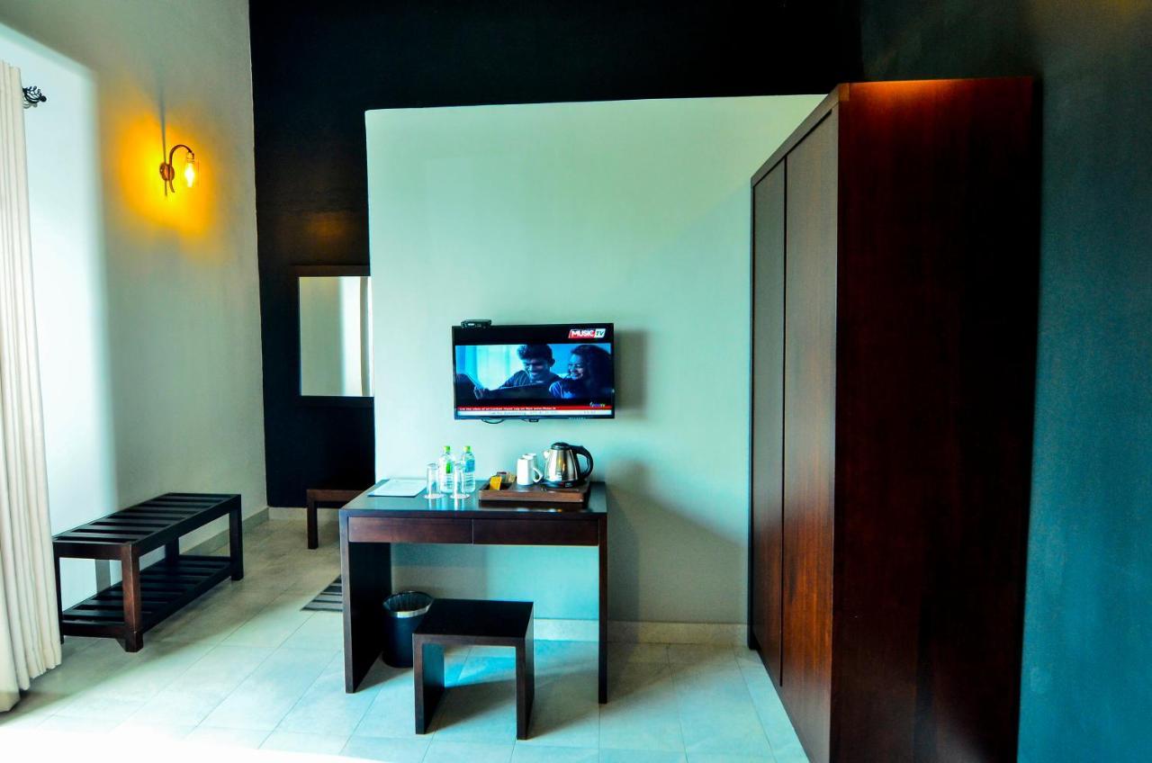 Deluxe Double Room with Balcony,1176821305:JPEG