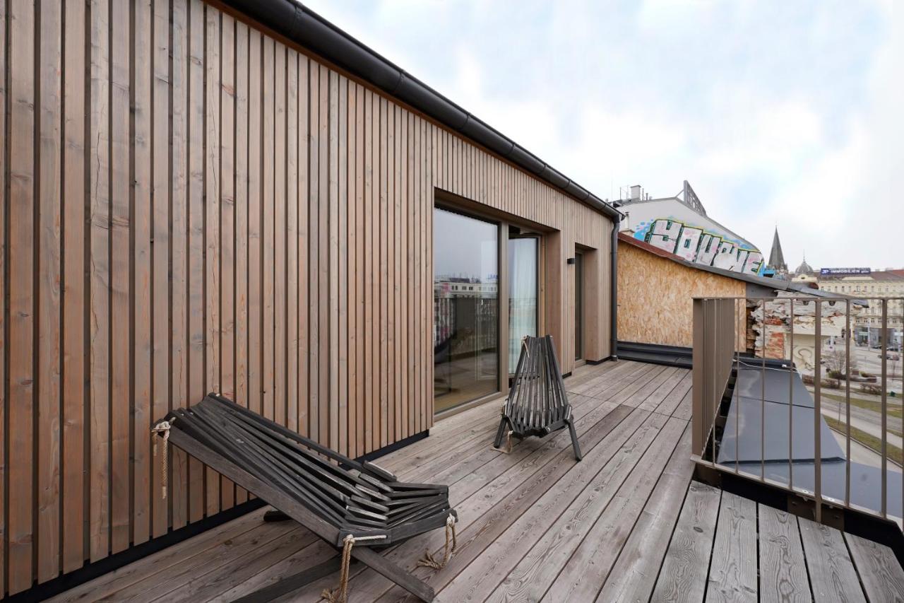 Large Room Terrace